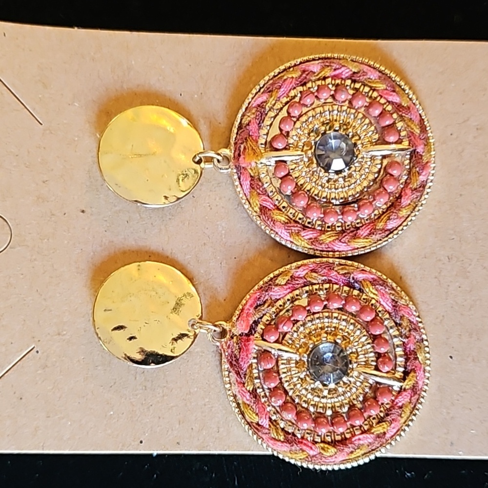 FUN & UNIQUE Mauve goldtone Earrings